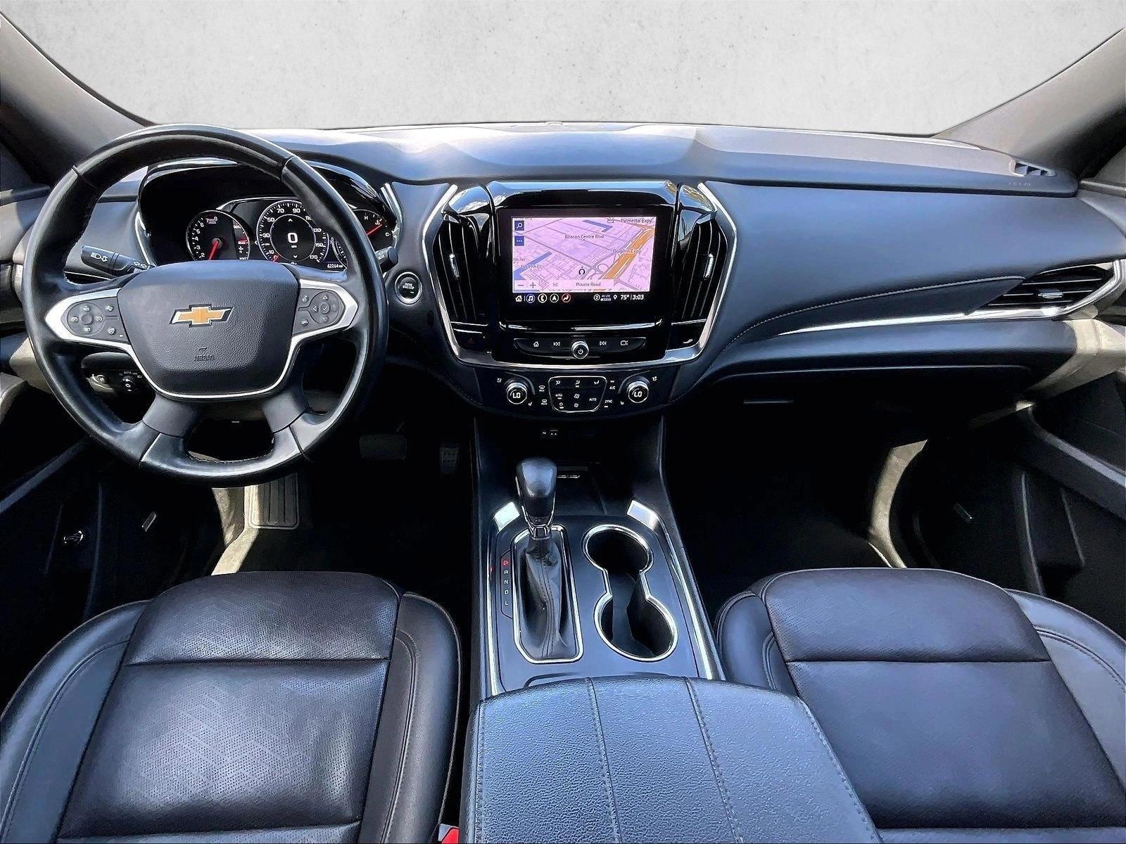 Thumbnail: 2023 Chevrolet Traverse - 3