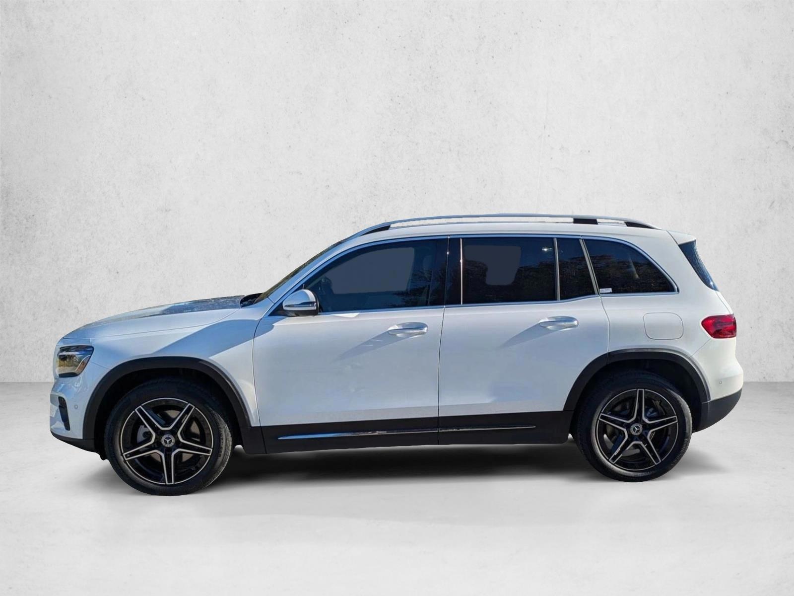 Thumbnail: 2026 Mercedes-Benz GLB - 2