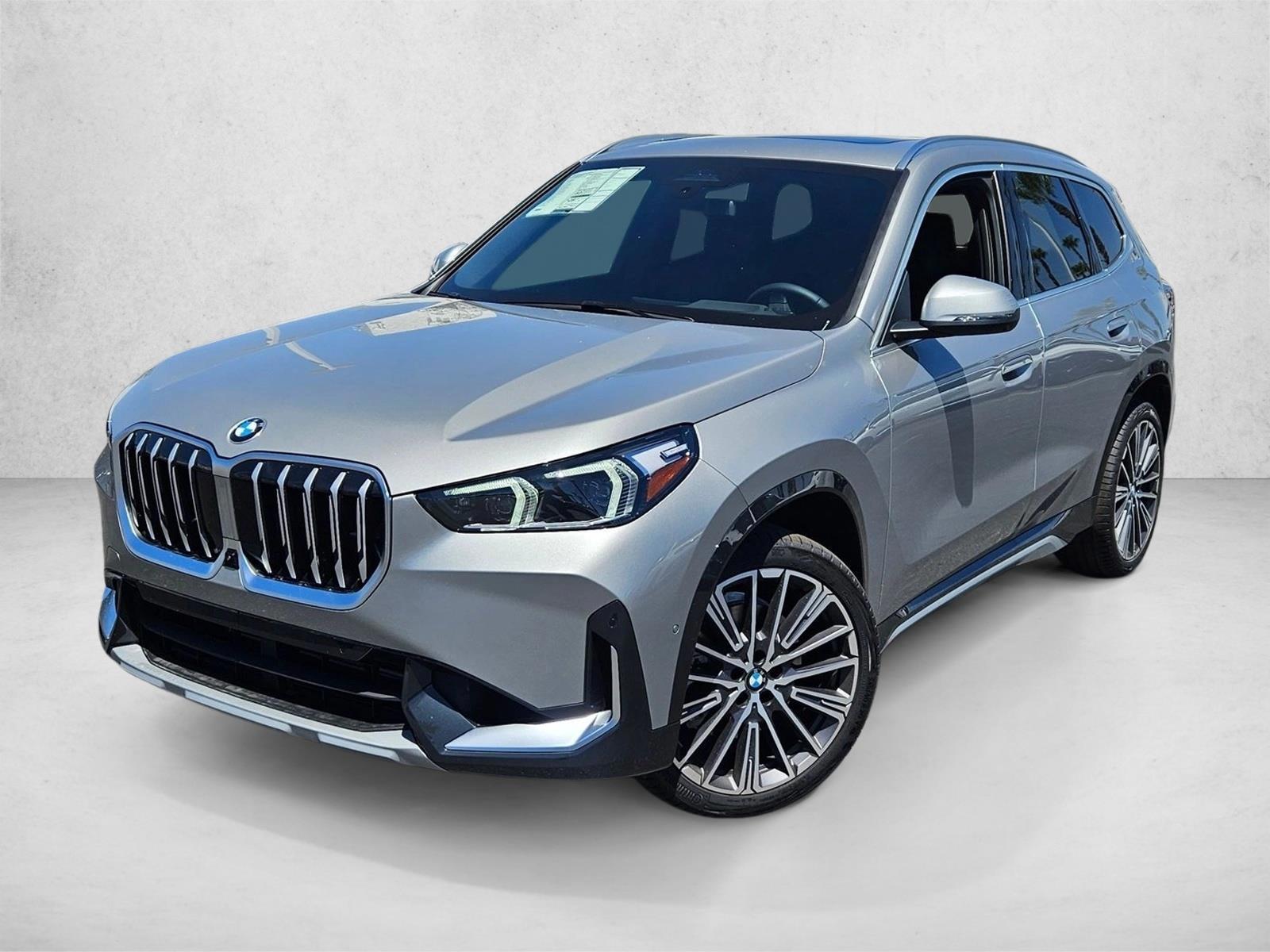 Thumbnail: 2026 BMW X1 - 1