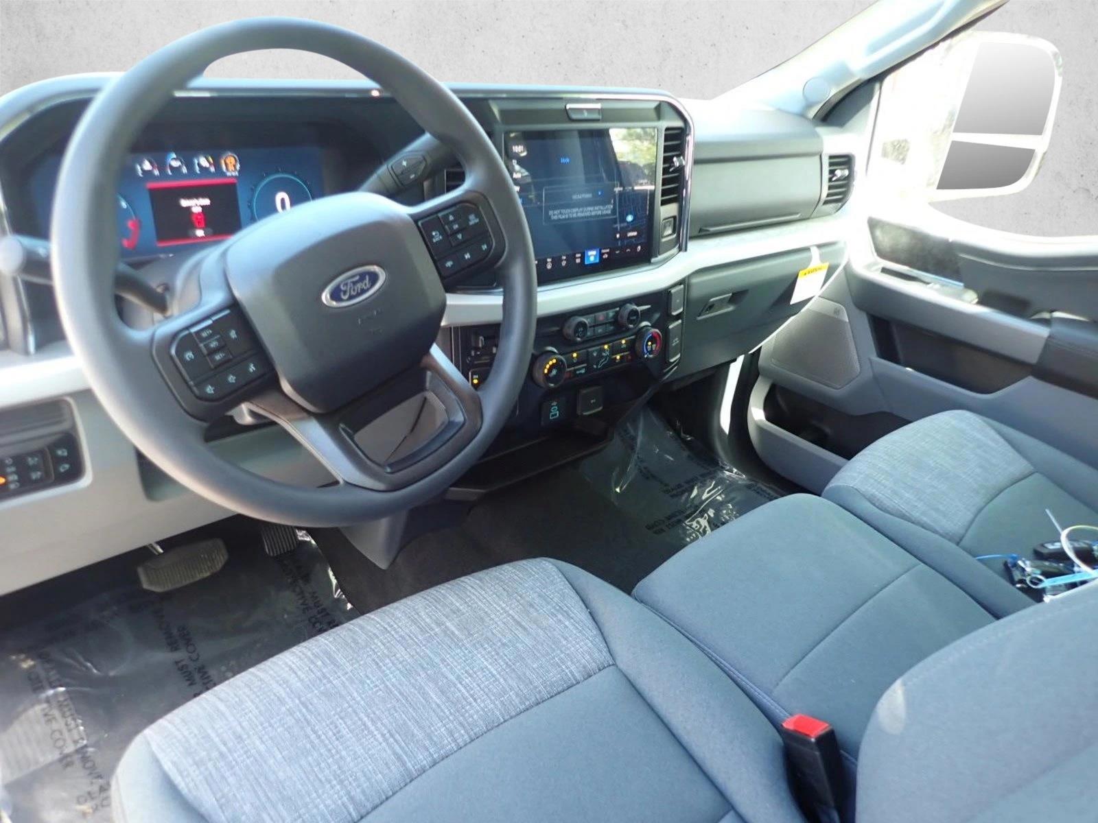 Thumbnail: 2026 Ford Econoline - 3