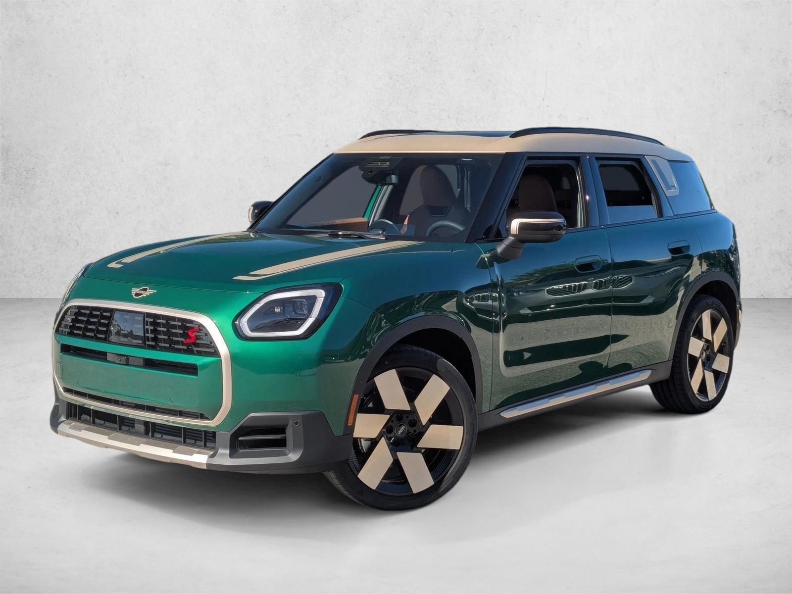 Thumbnail: 2027 MINI Cooper Countryman - 1