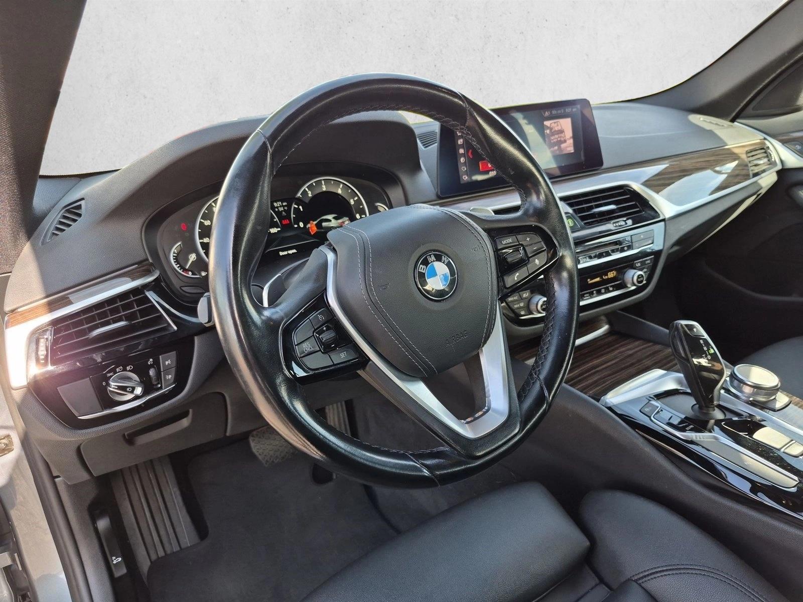 Thumbnail: 2019 BMW 5 Series - 3