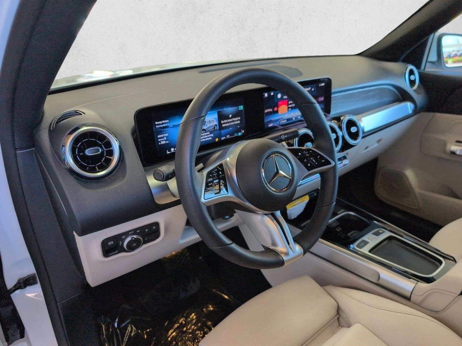 Thumbnail: 2026 Mercedes-Benz GLB - 3