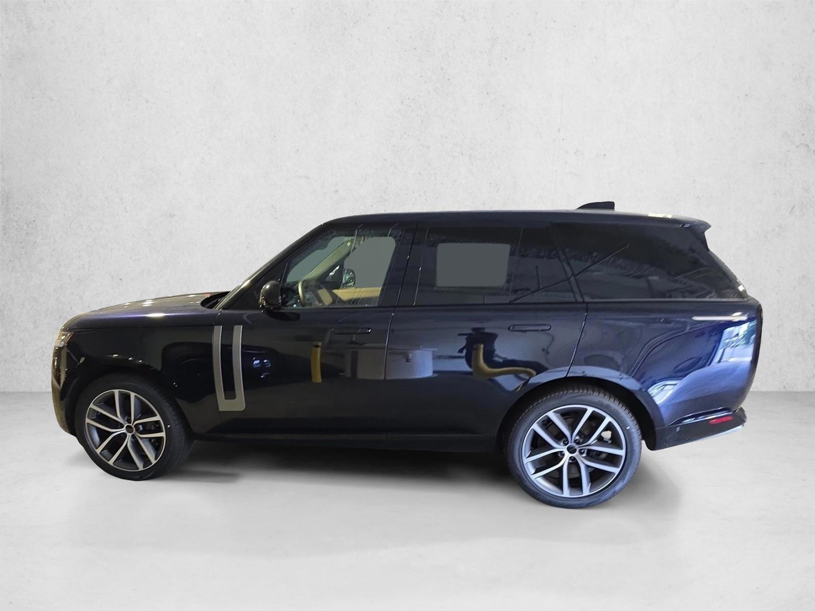 Thumbnail: 2026 Land Rover Range Rover - 2