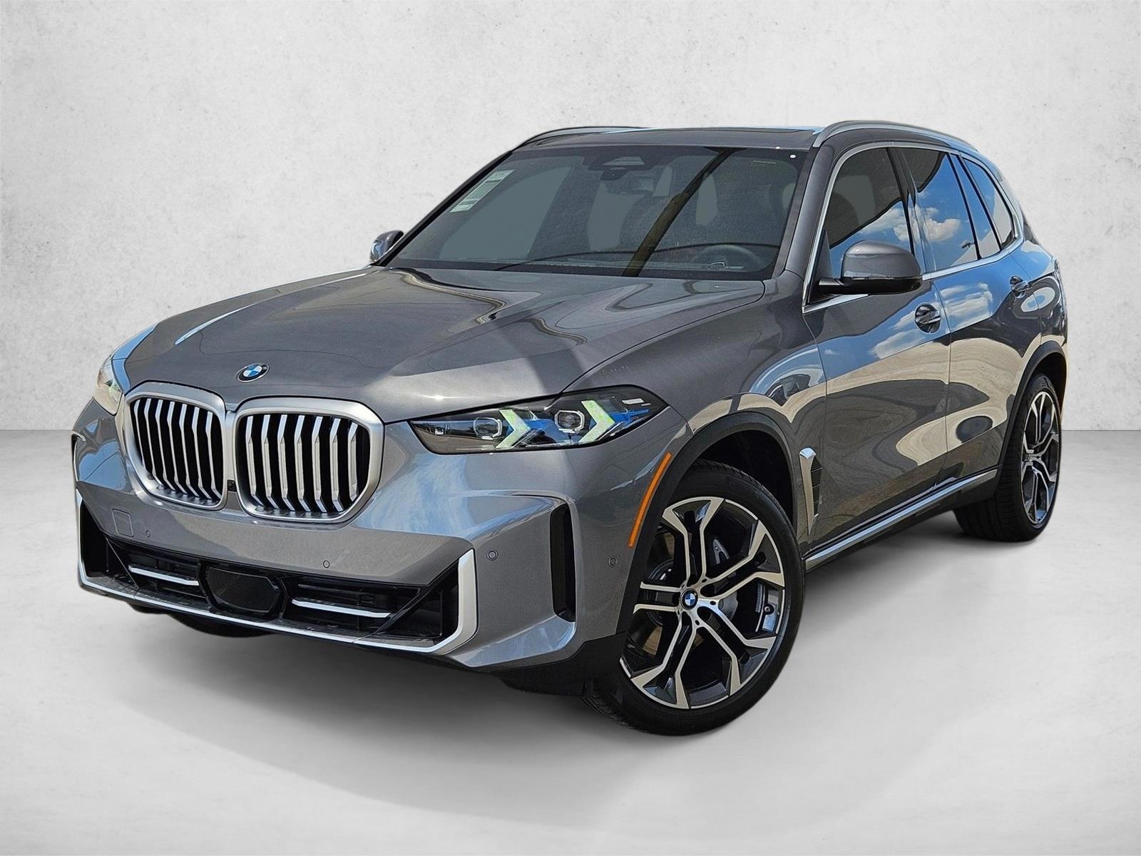 Thumbnail: 2026 BMW X5 - 1