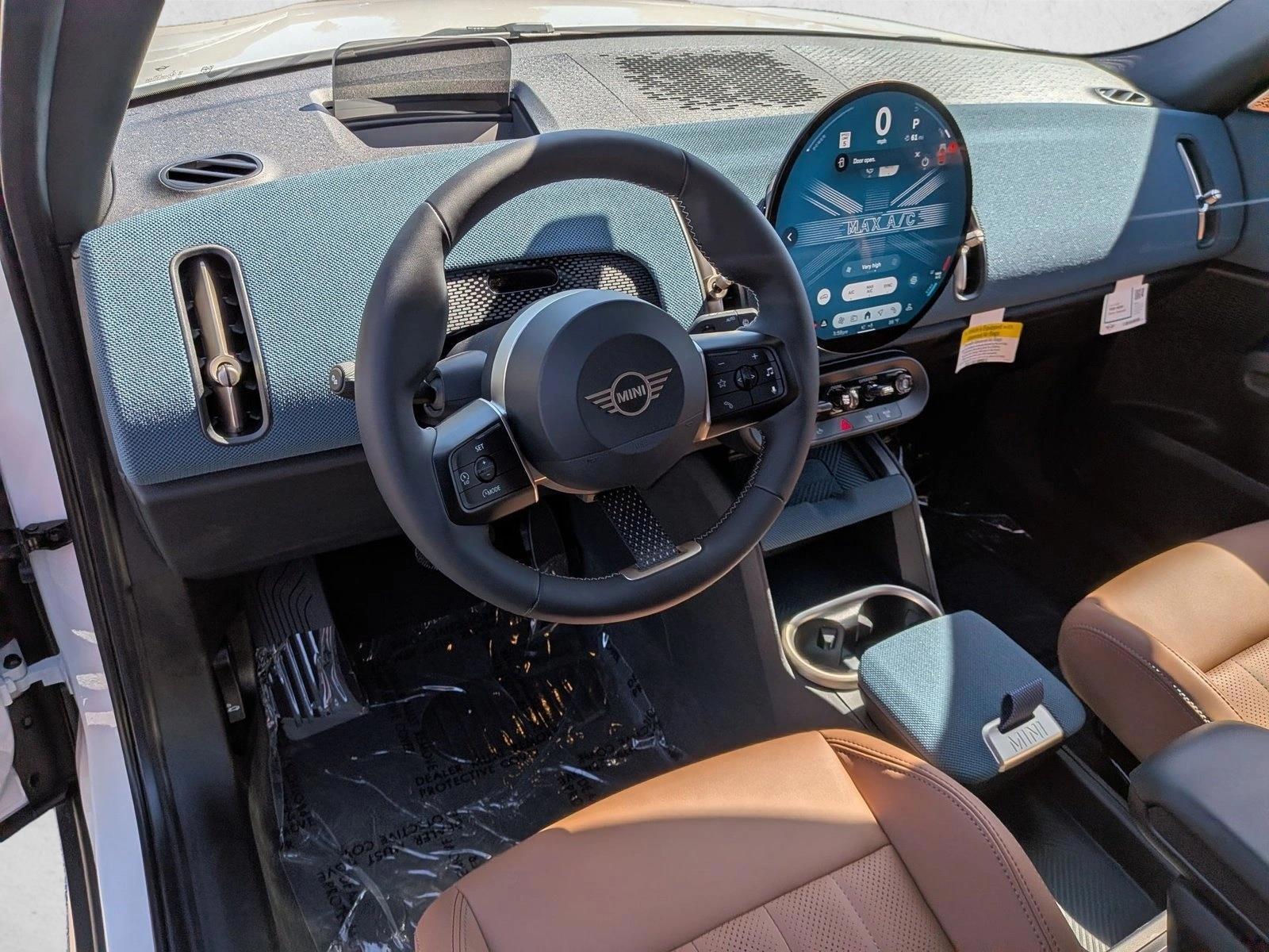 Thumbnail: 2027 MINI Cooper Countryman - 3