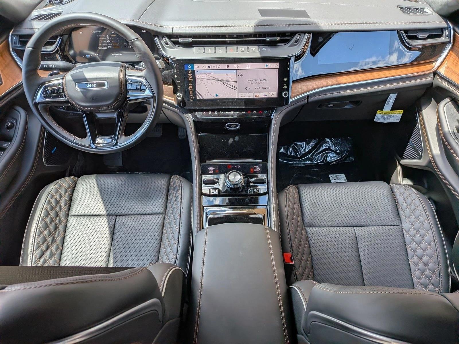Thumbnail: 2026 Jeep Grand Cherokee L - 3