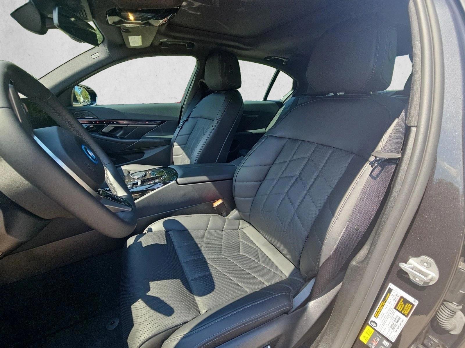 2026 BMW i5 40 - Photo 12