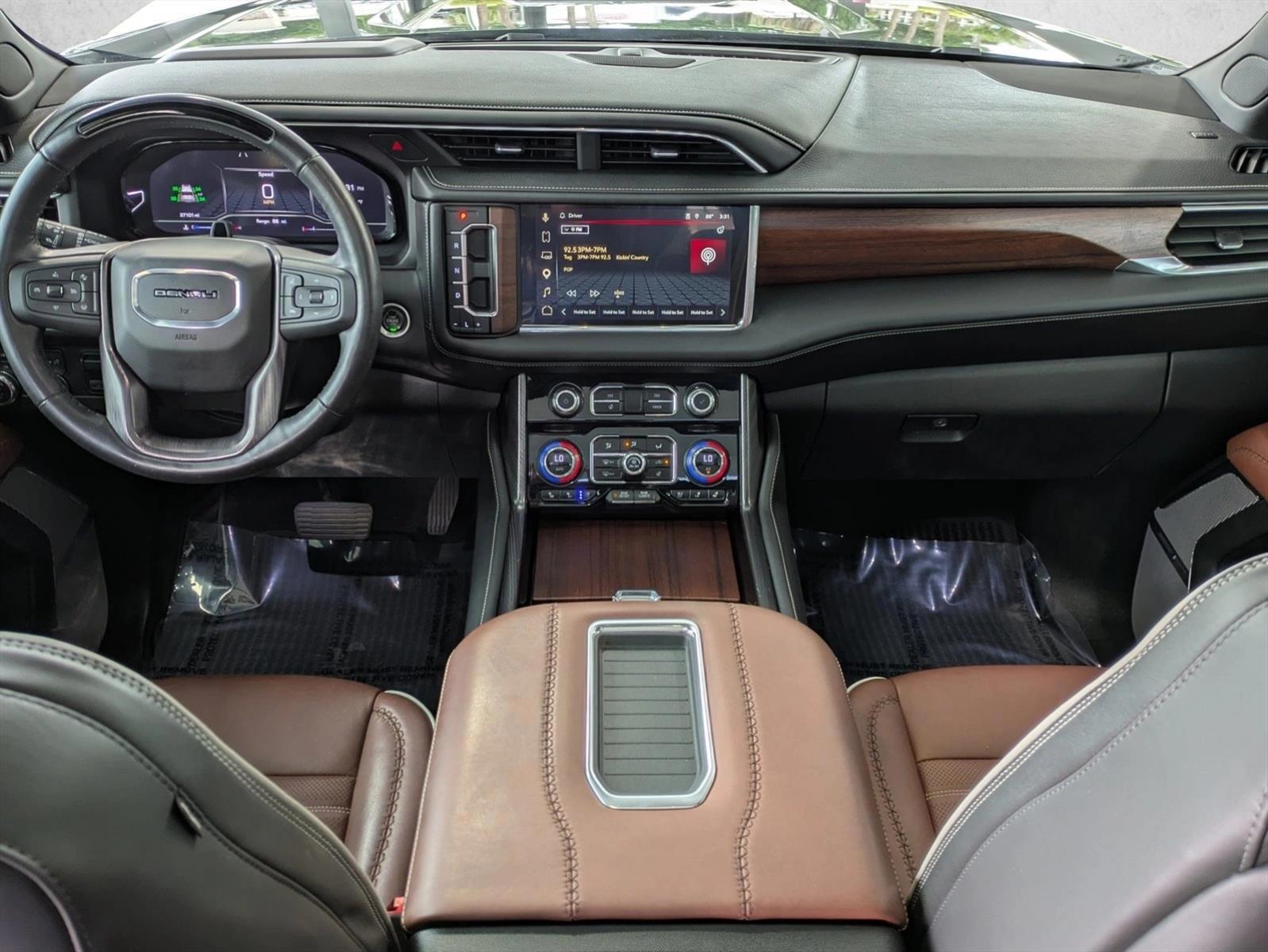Thumbnail: 2023 GMC Yukon - 3