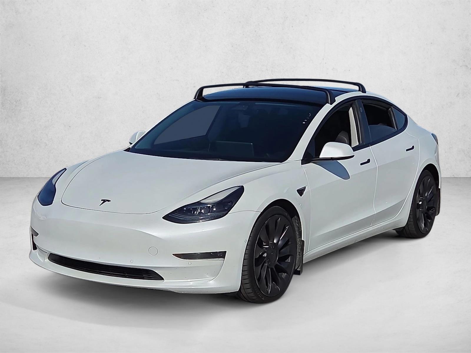 Thumbnail: 2022 Tesla Model 3 - 1