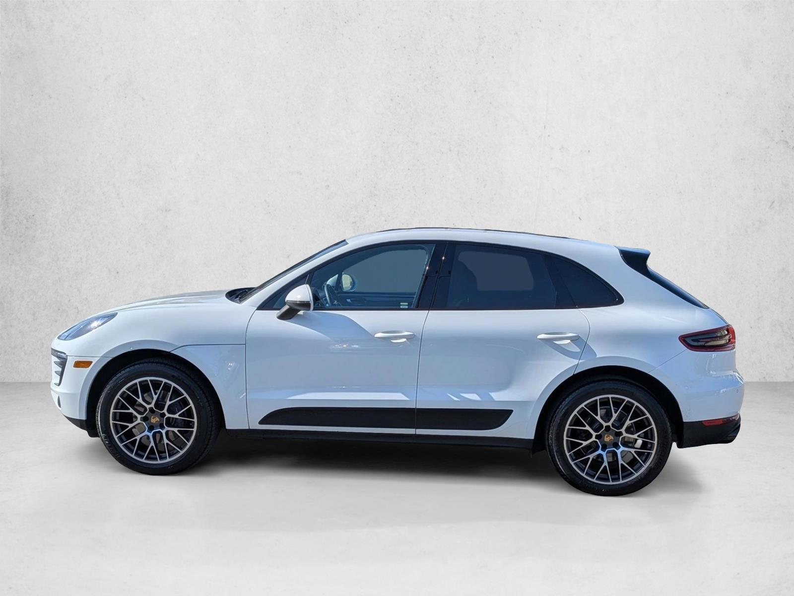 Thumbnail: 2018 Porsche Macan - 2