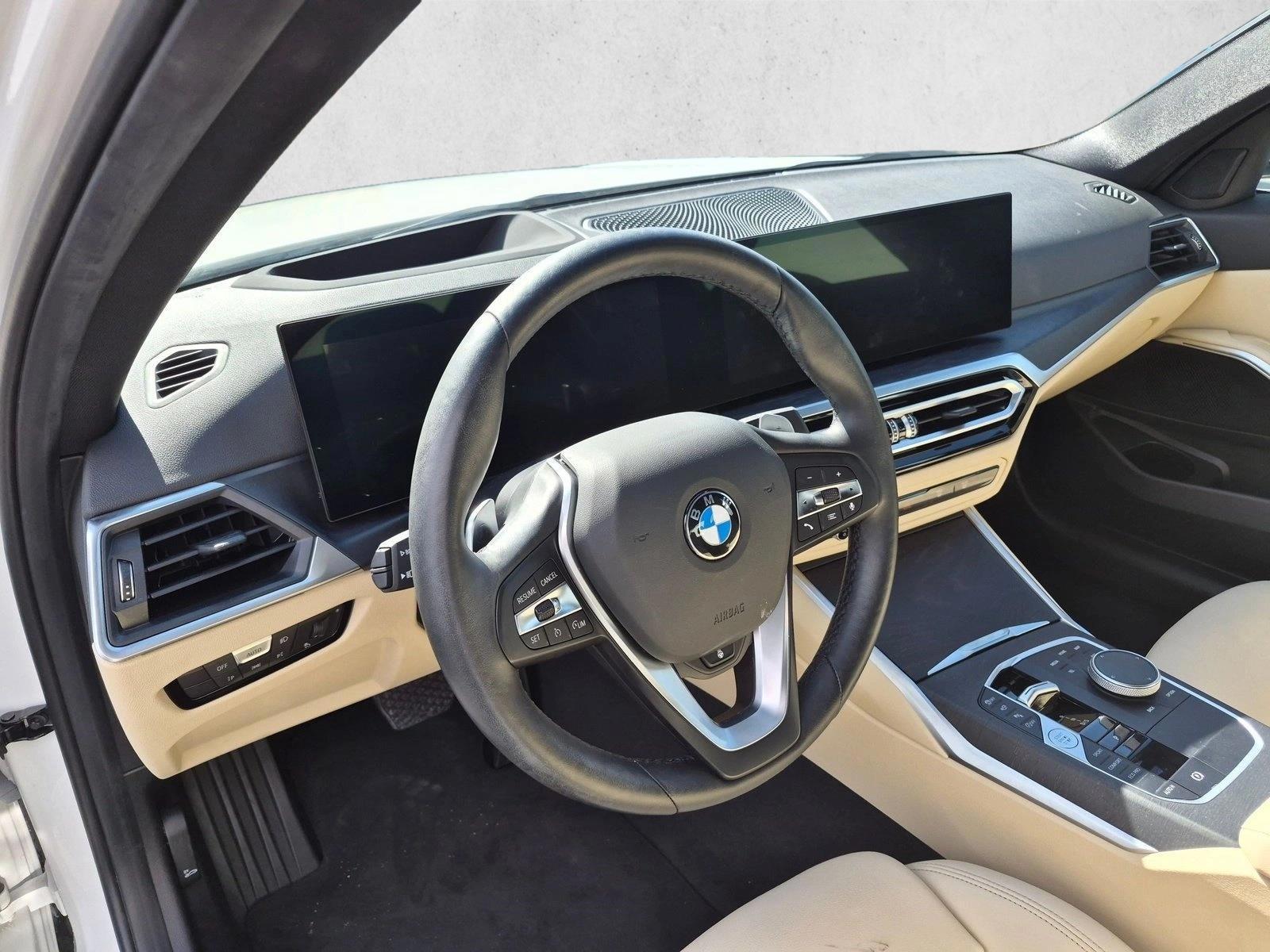 Thumbnail: 2024 BMW 3 Series - 3