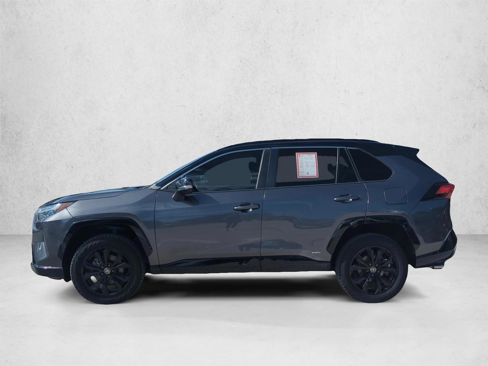 Thumbnail: 2022 Toyota RAV4 - 2