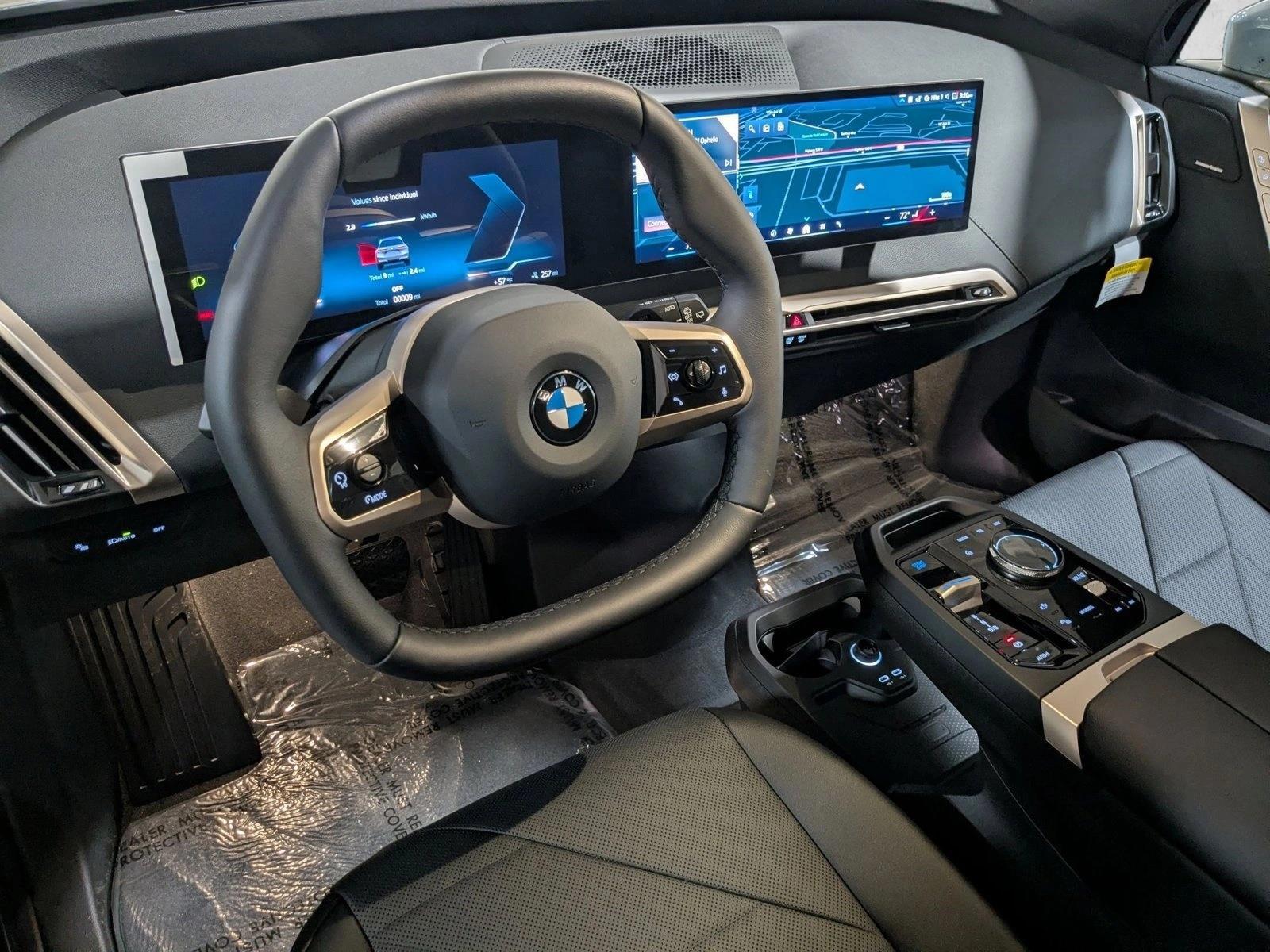 Thumbnail: 2026 BMW iX - 3
