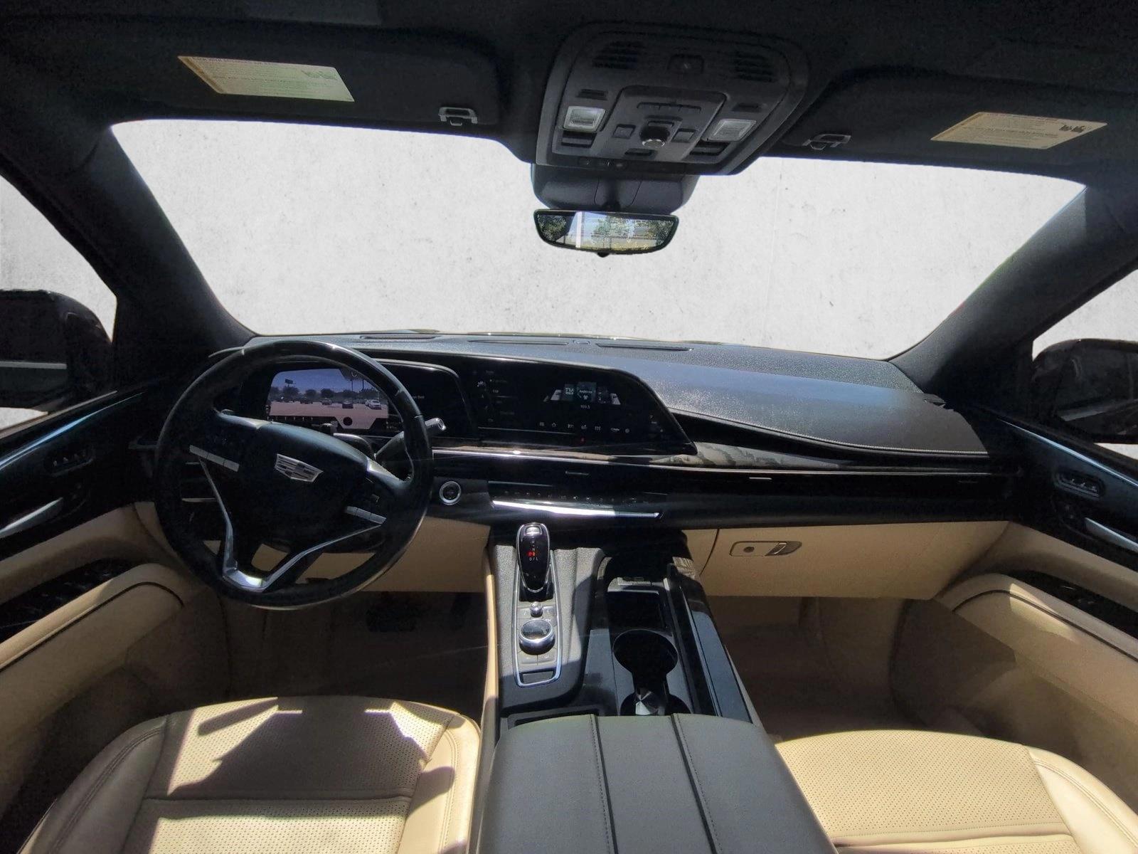 Thumbnail: 2024 Cadillac Escalade - 3