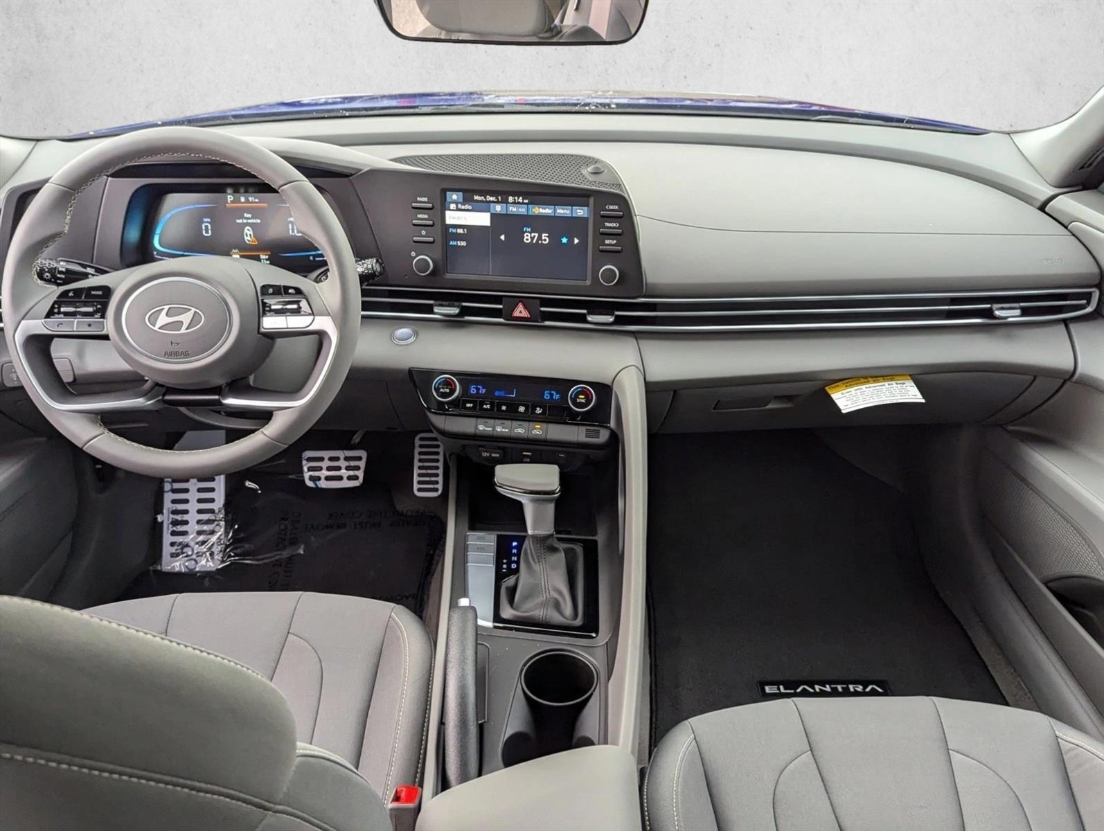 Thumbnail: 2026 Hyundai Elantra - 3
