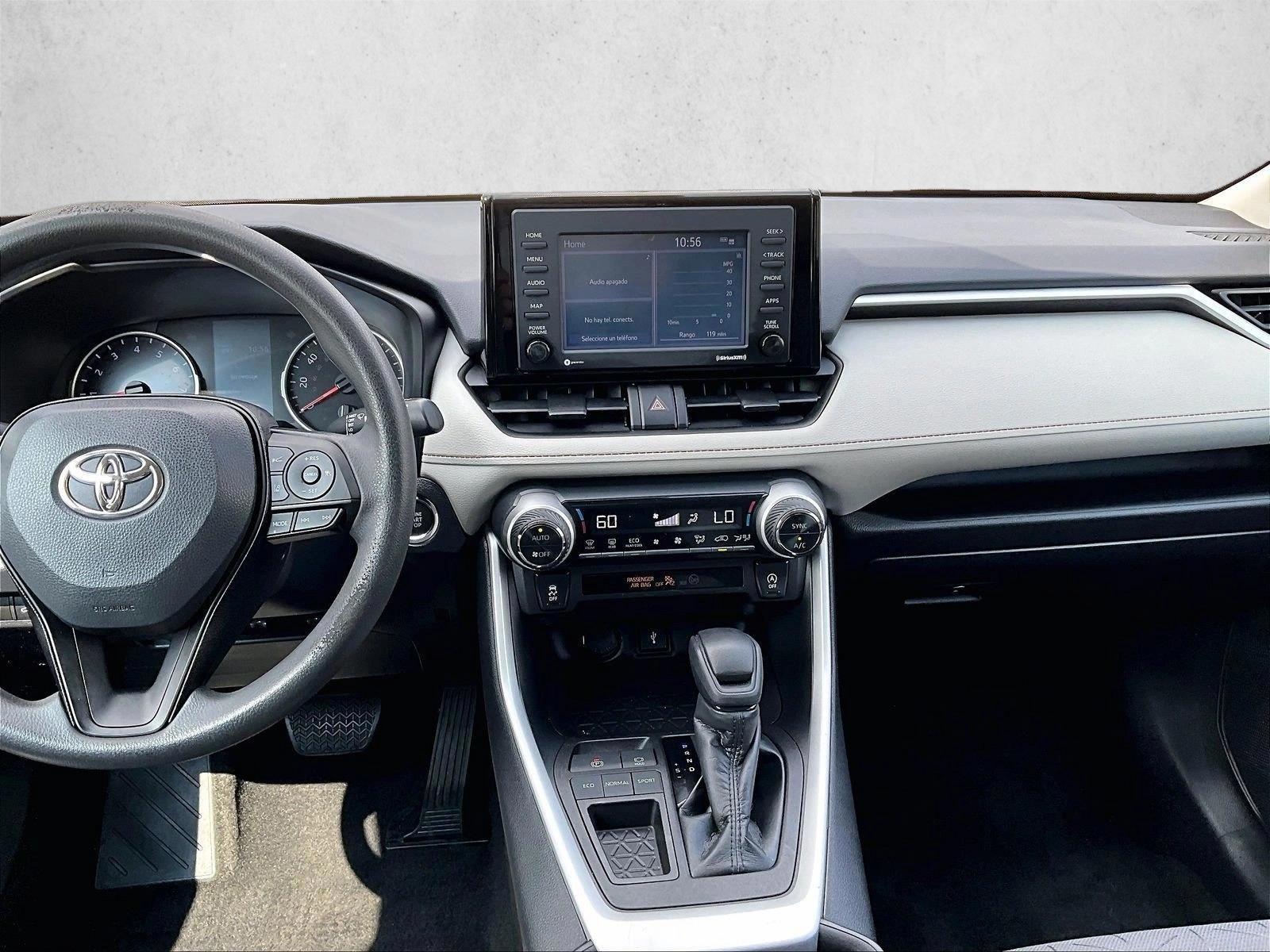 Thumbnail: 2022 Toyota RAV4 - 3