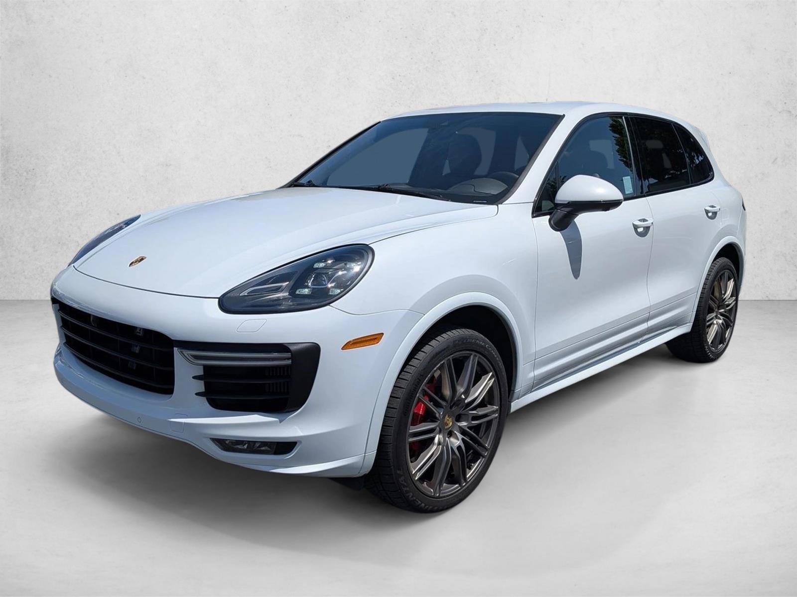Thumbnail: 2016 Porsche Cayenne - 1