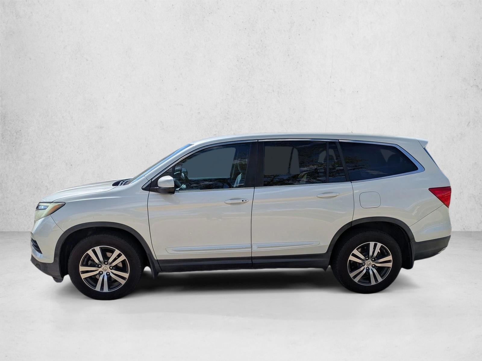 Thumbnail: 2016 Honda Pilot - 2