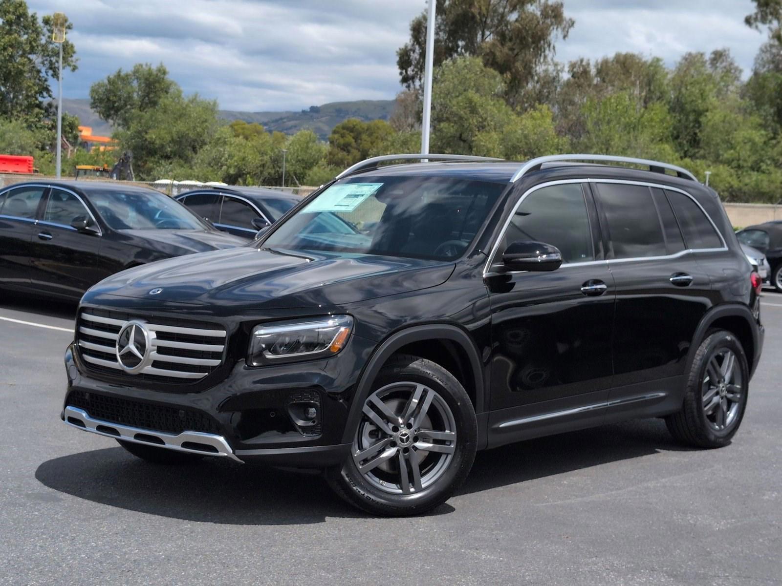Thumbnail: 2026 Mercedes-Benz GLB - 1