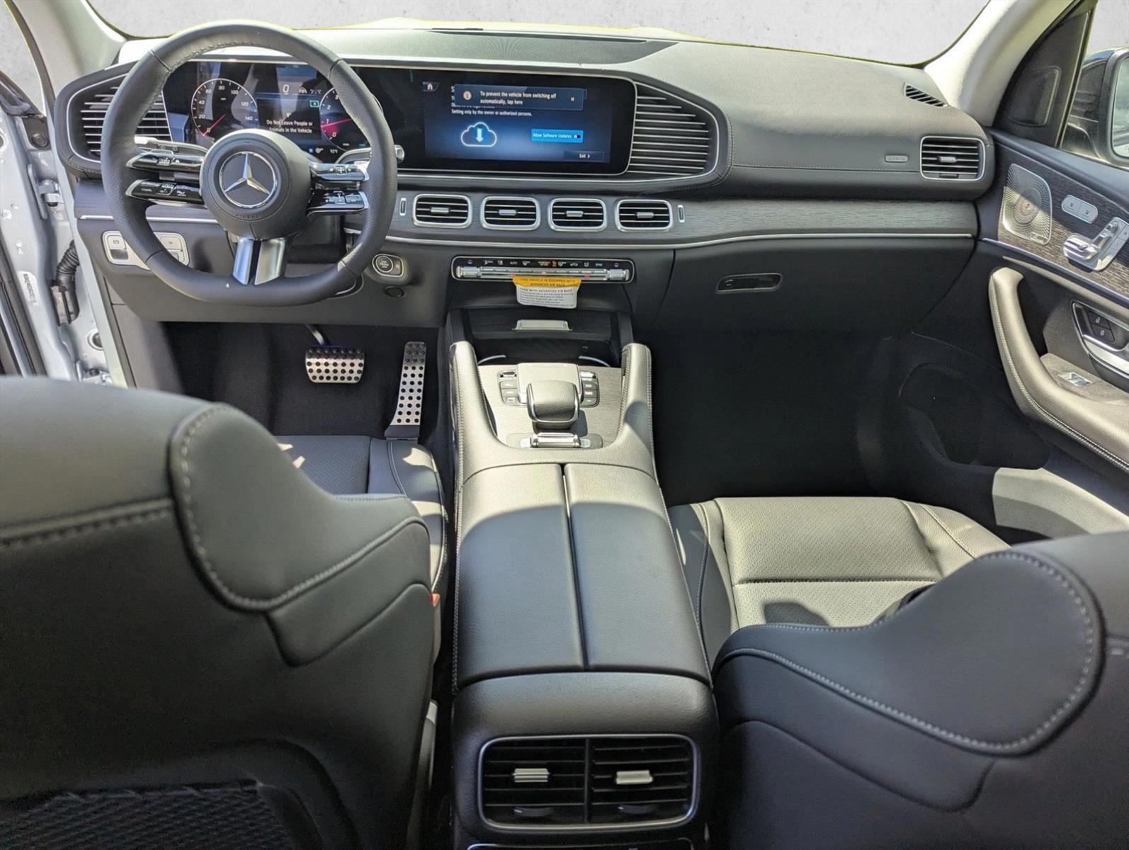 Thumbnail: 2026 Mercedes-Benz GLS - 3