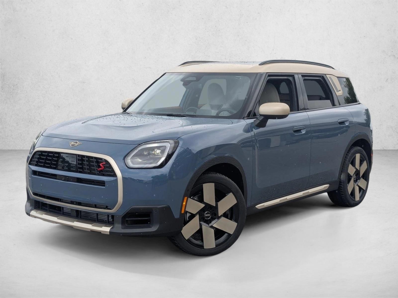 Thumbnail: 2027 MINI Cooper Countryman - 1