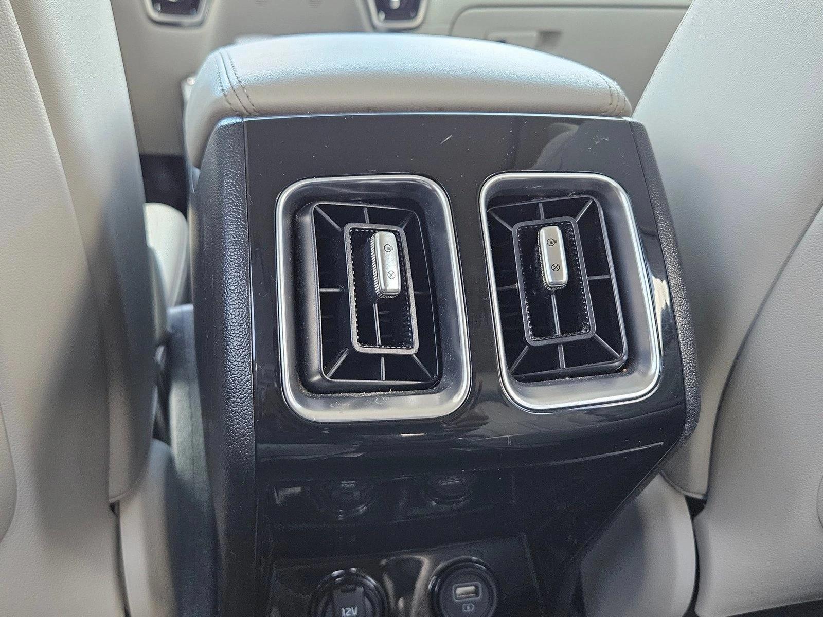 2023 Kia Sorento SX - Photo 16