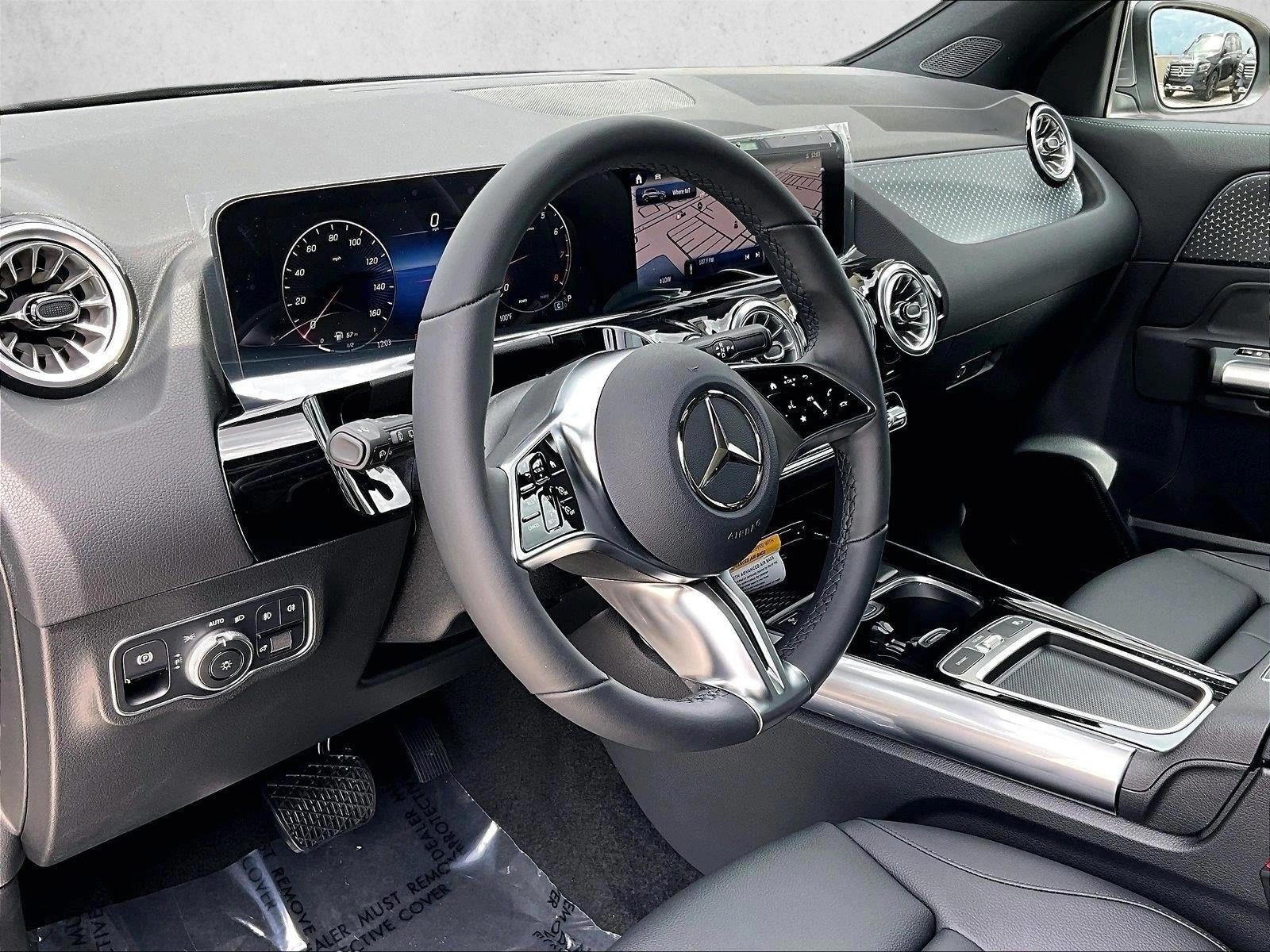 Thumbnail: 2026 Mercedes-Benz GLA - 3