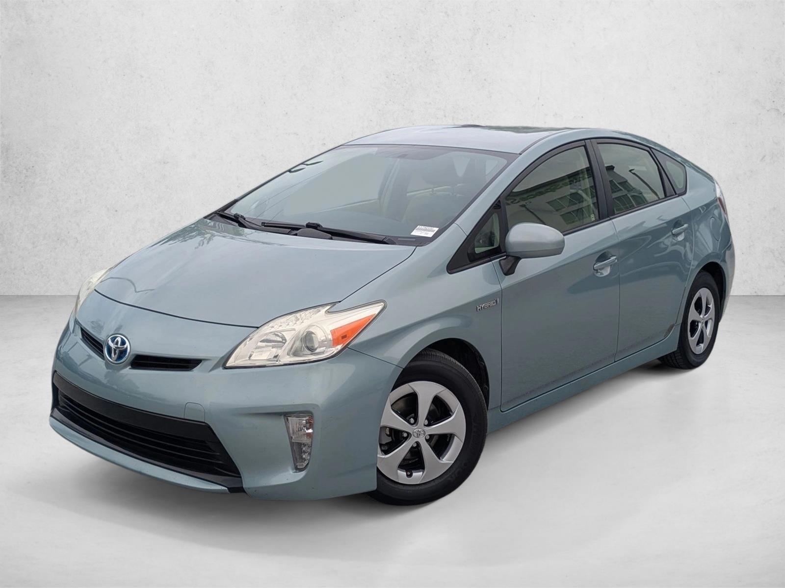 Thumbnail: 2014 Toyota Prius - 1