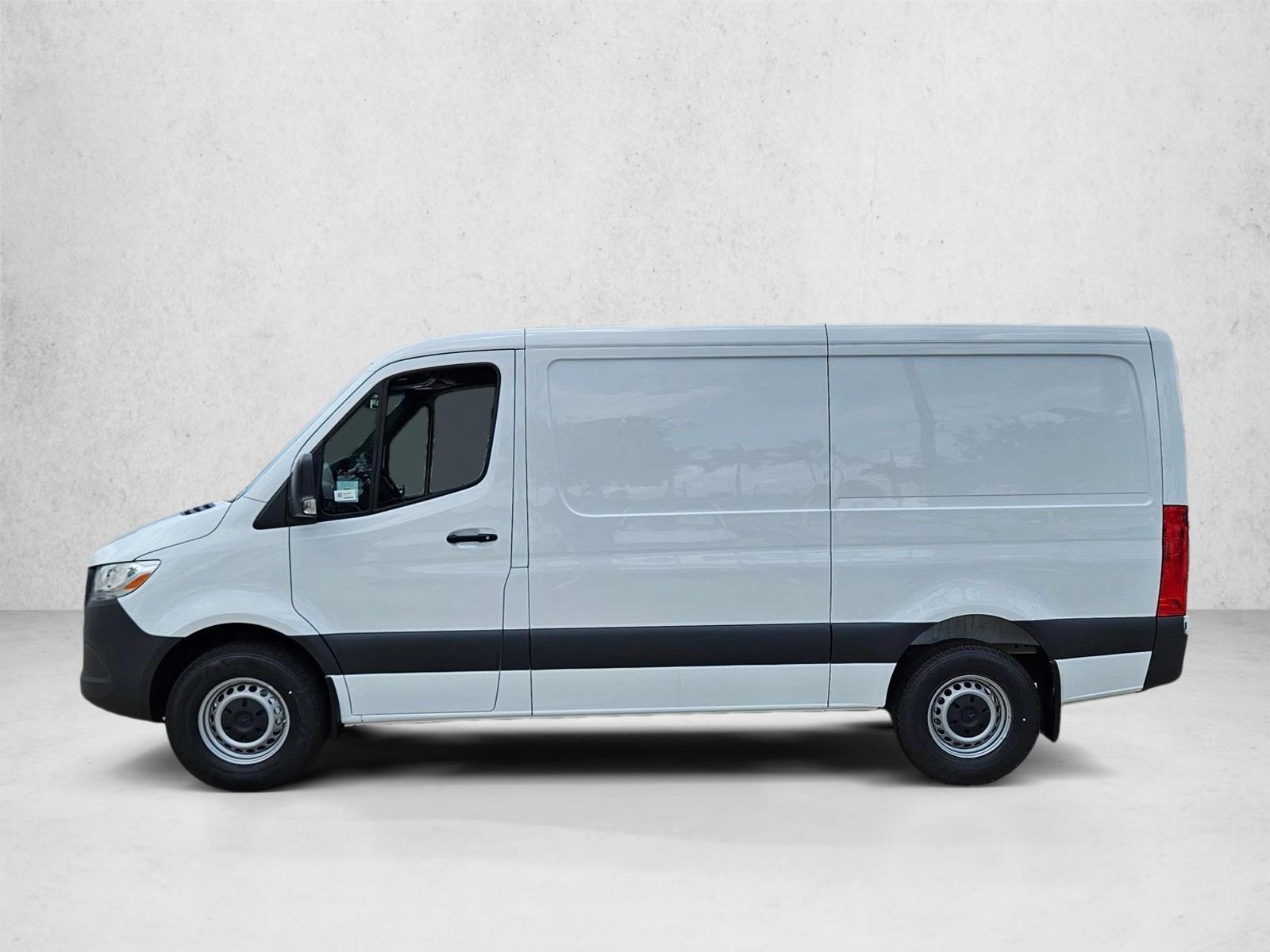 Thumbnail: 2026 Mercedes-Benz Sprinter - 2