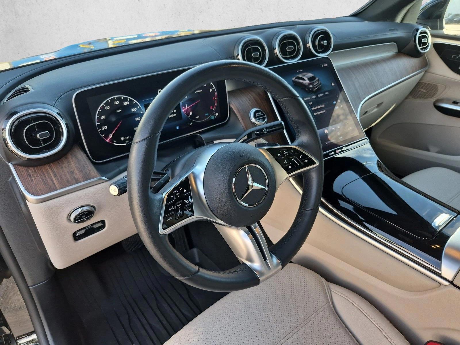Thumbnail: 2024 Mercedes-Benz GLC - 3