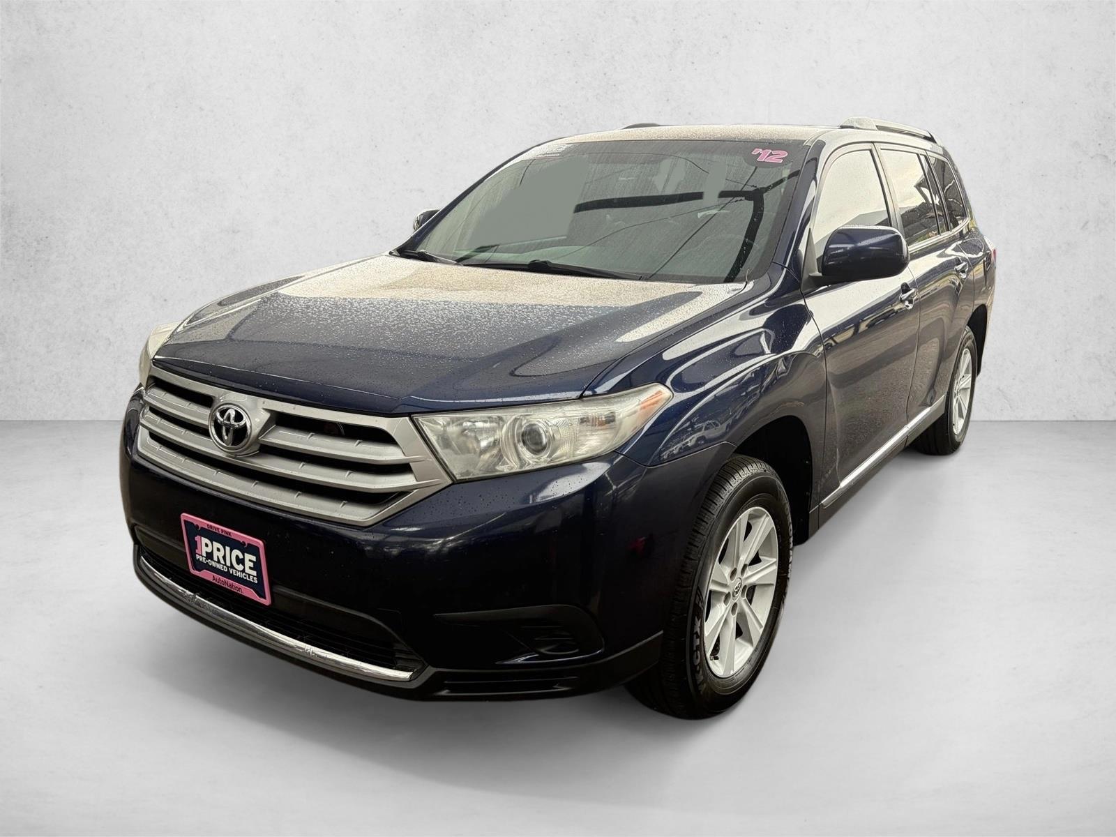 Thumbnail: 2013 Toyota Highlander - 1