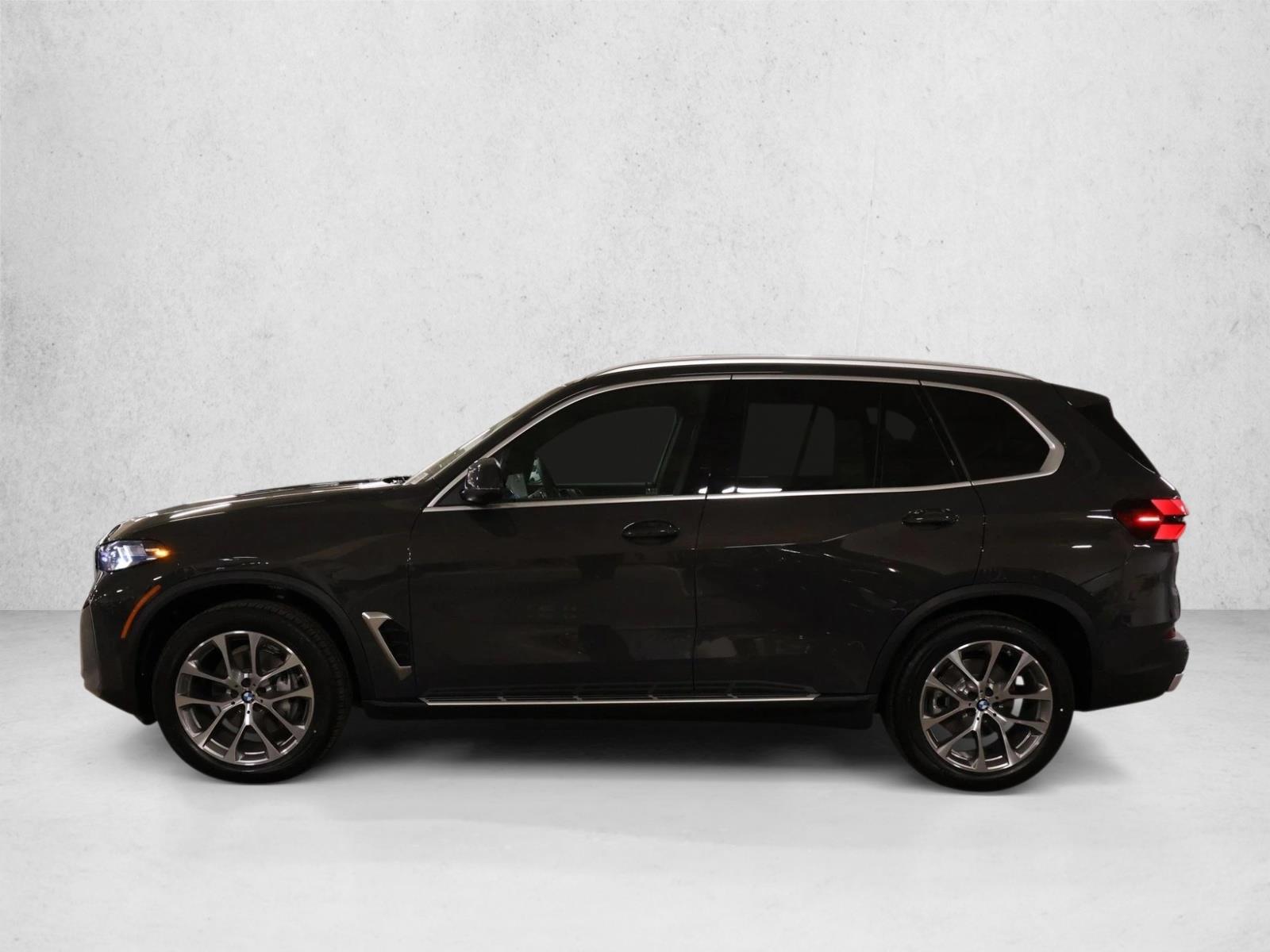 Thumbnail: 2026 BMW X5 - 2