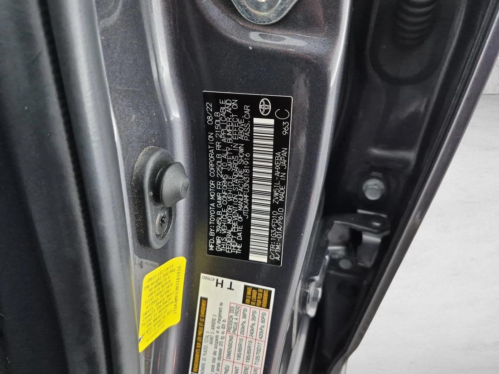 2022 Toyota Prius LE - Photo 27