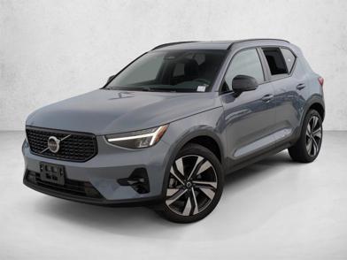 2023 Volvo XC40