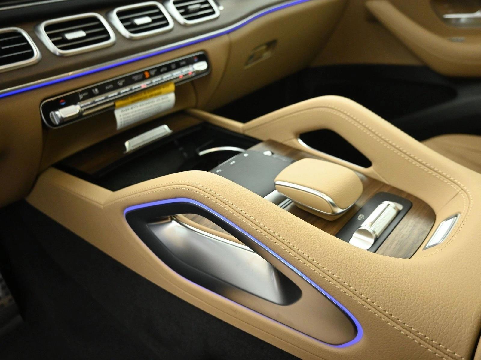 Thumbnail: 2026 Mercedes-Benz GLS - 4