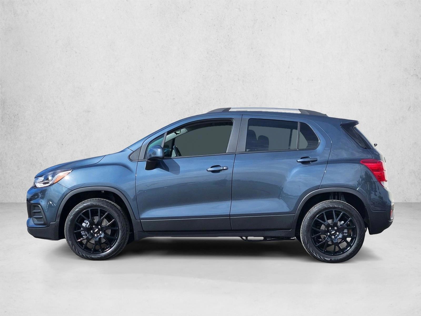 Thumbnail: 2022 Chevrolet Trax - 2