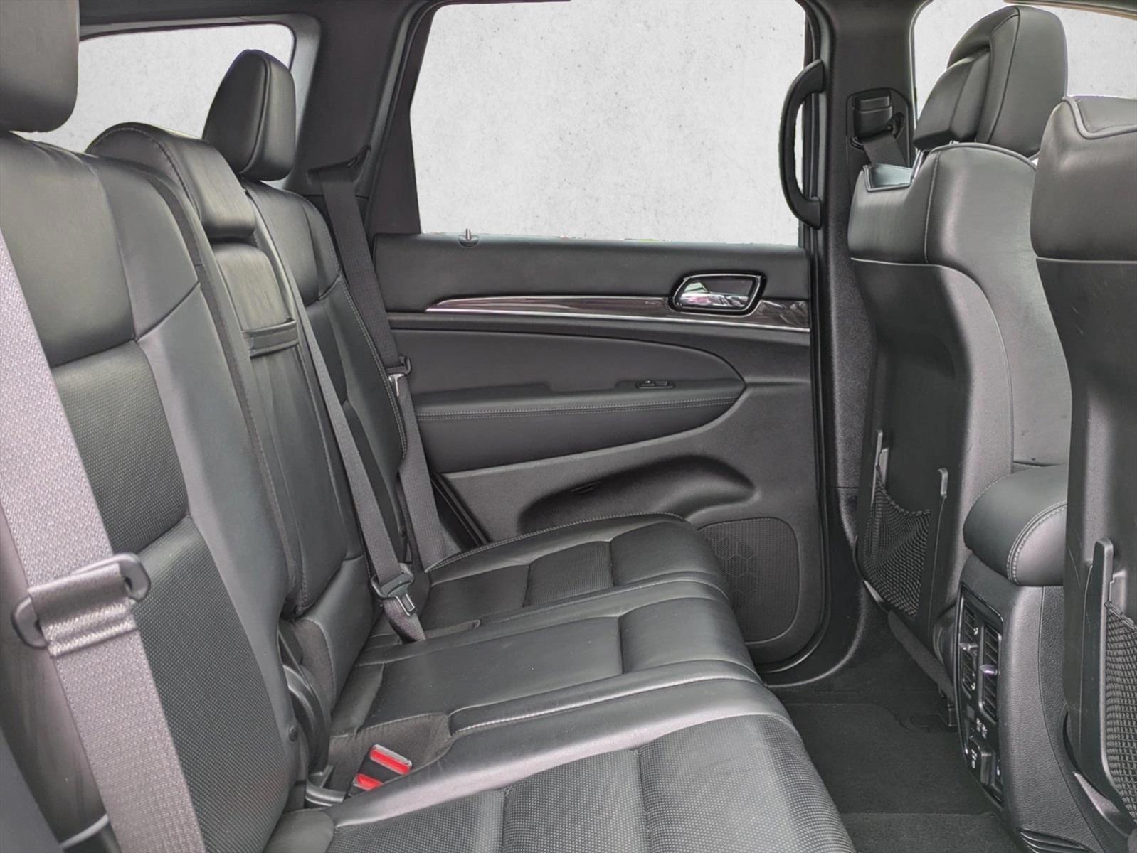 2020 Jeep Grand Cherokee Overland - Photo 25