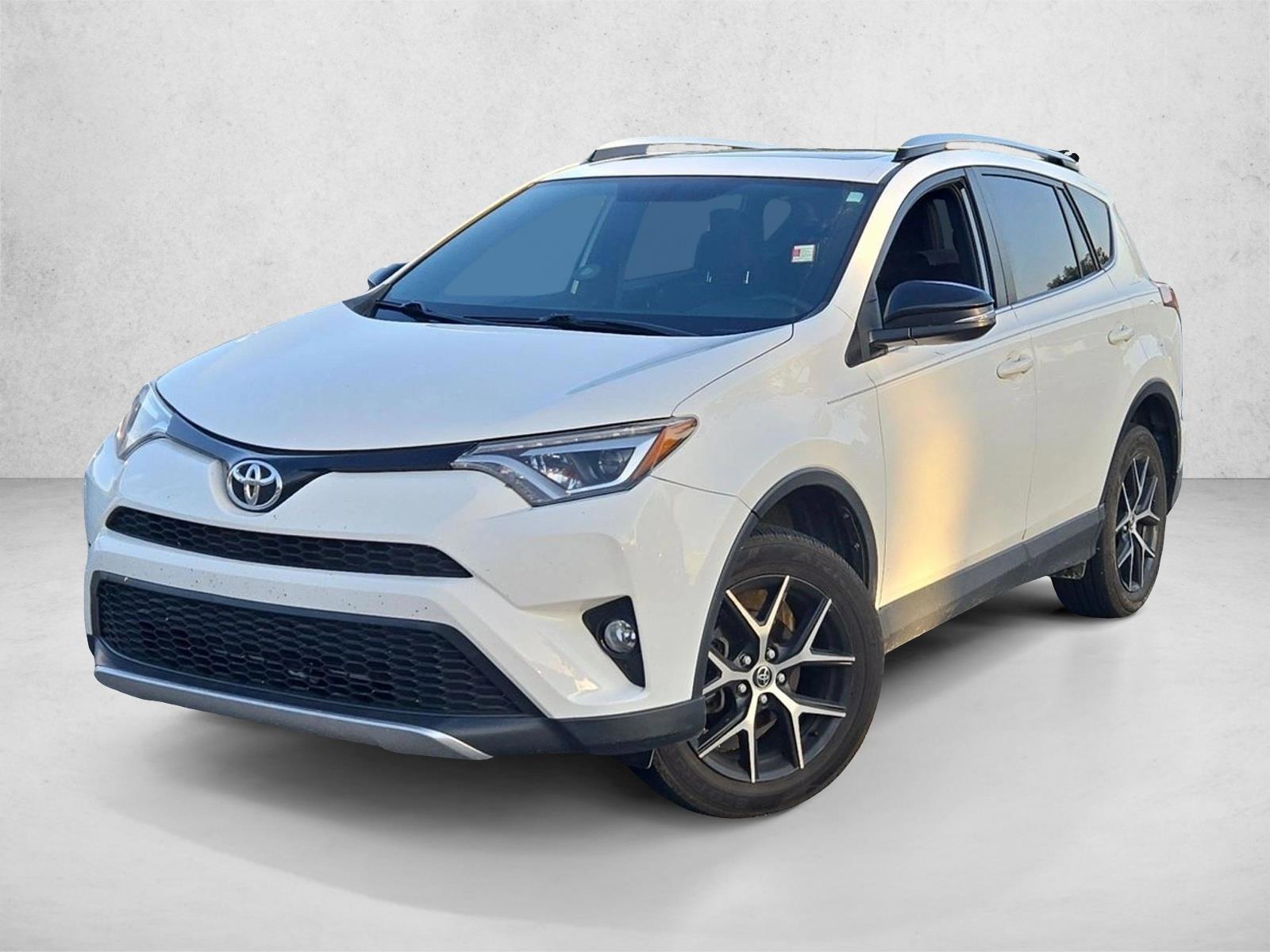 Thumbnail: 2016 Toyota RAV4 - 2