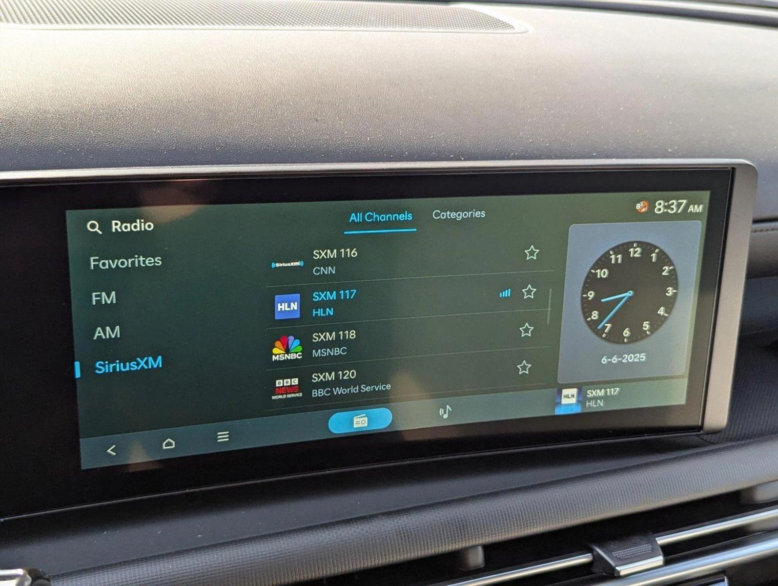 2025 Hyundai Santa Cruz SEL Activity - Photo 11