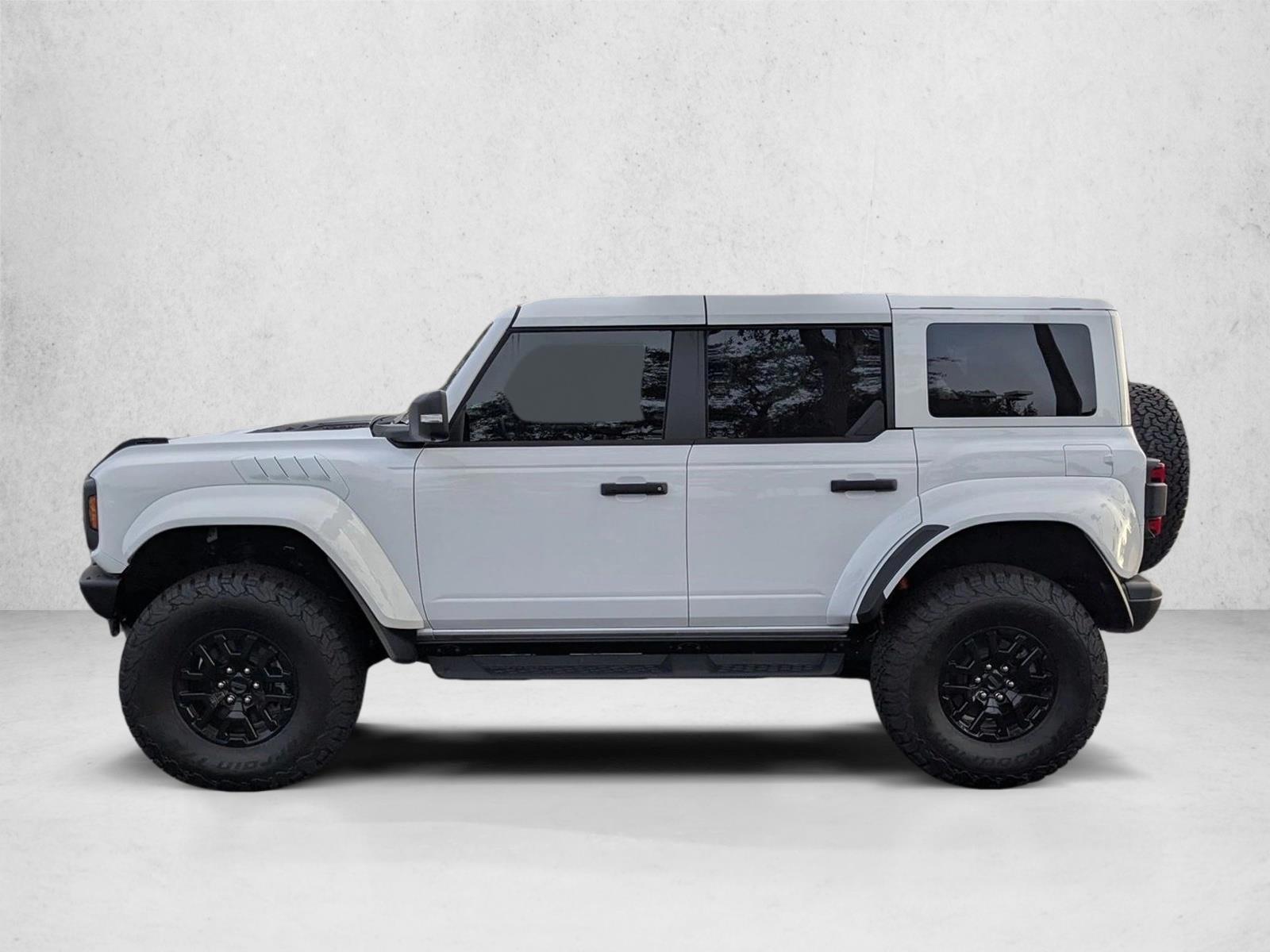 Thumbnail: 2025 Ford Bronco - 2