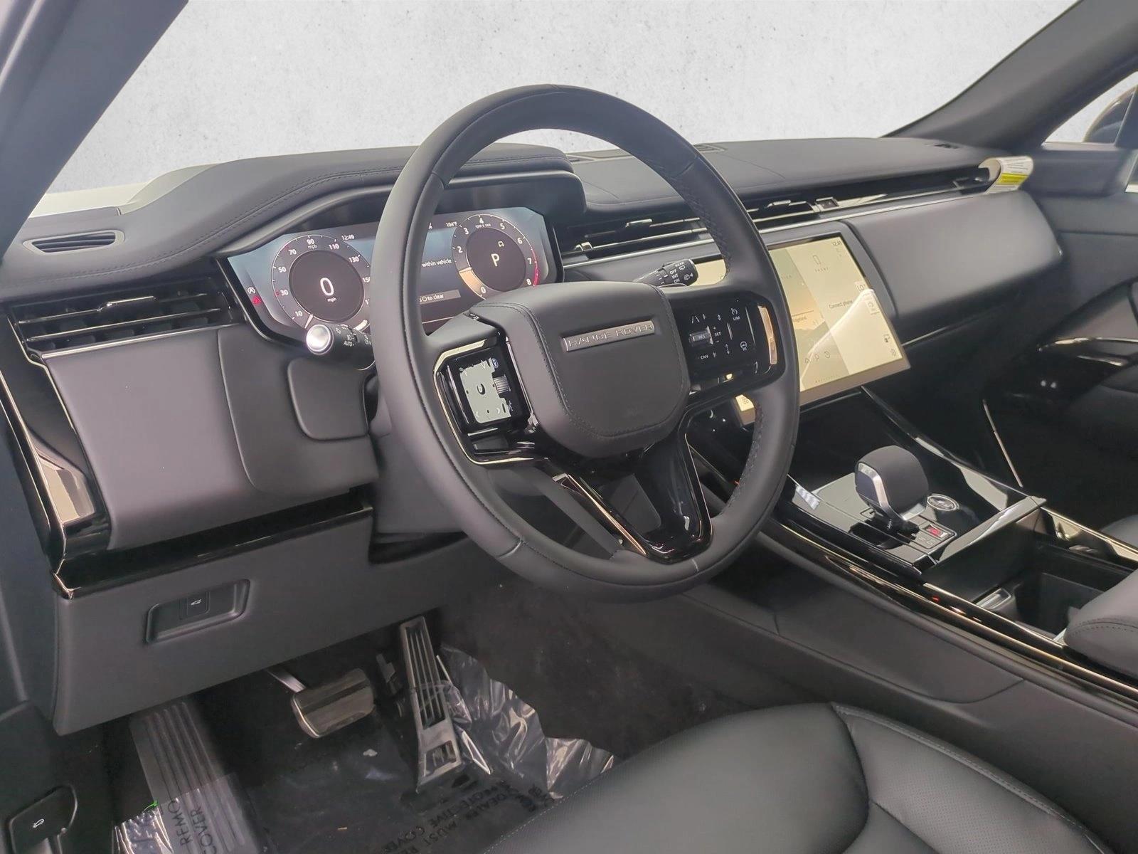 Thumbnail: 2026 Land Rover Range Rover Sport - 3