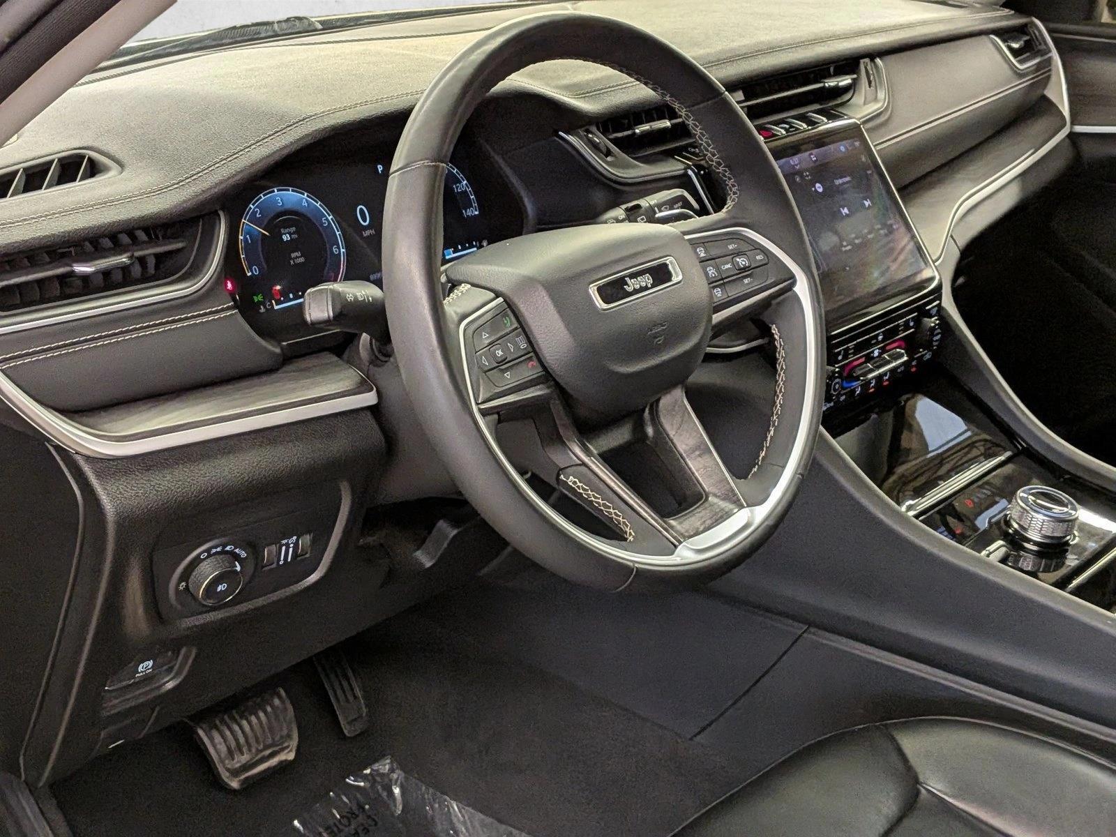 Thumbnail: 2023 Jeep Grand Cherokee L - 3