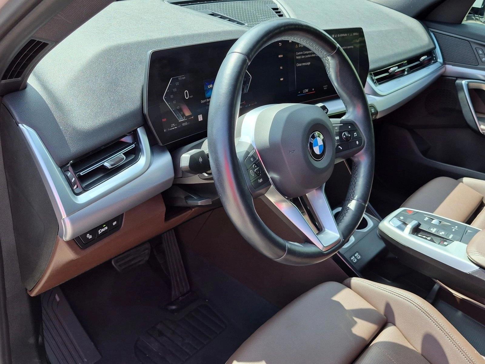 Thumbnail: 2023 BMW X1 - 3