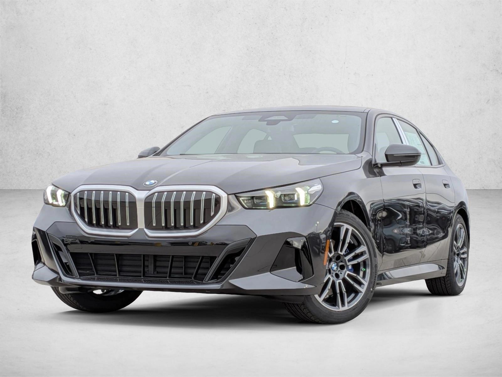 Thumbnail: 2026 BMW 5 Series - 1