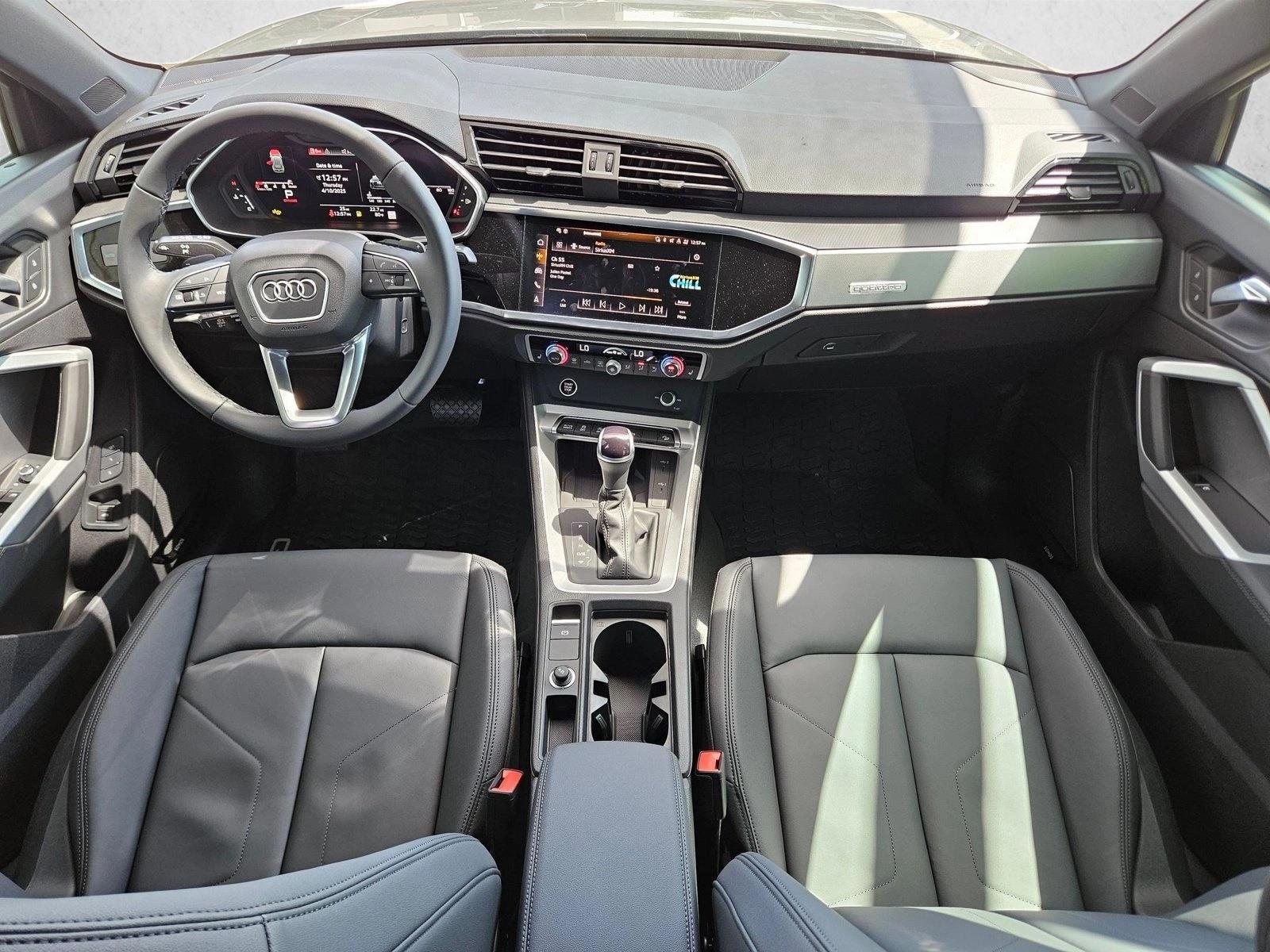 Thumbnail: 2025 Audi Q3 - 3