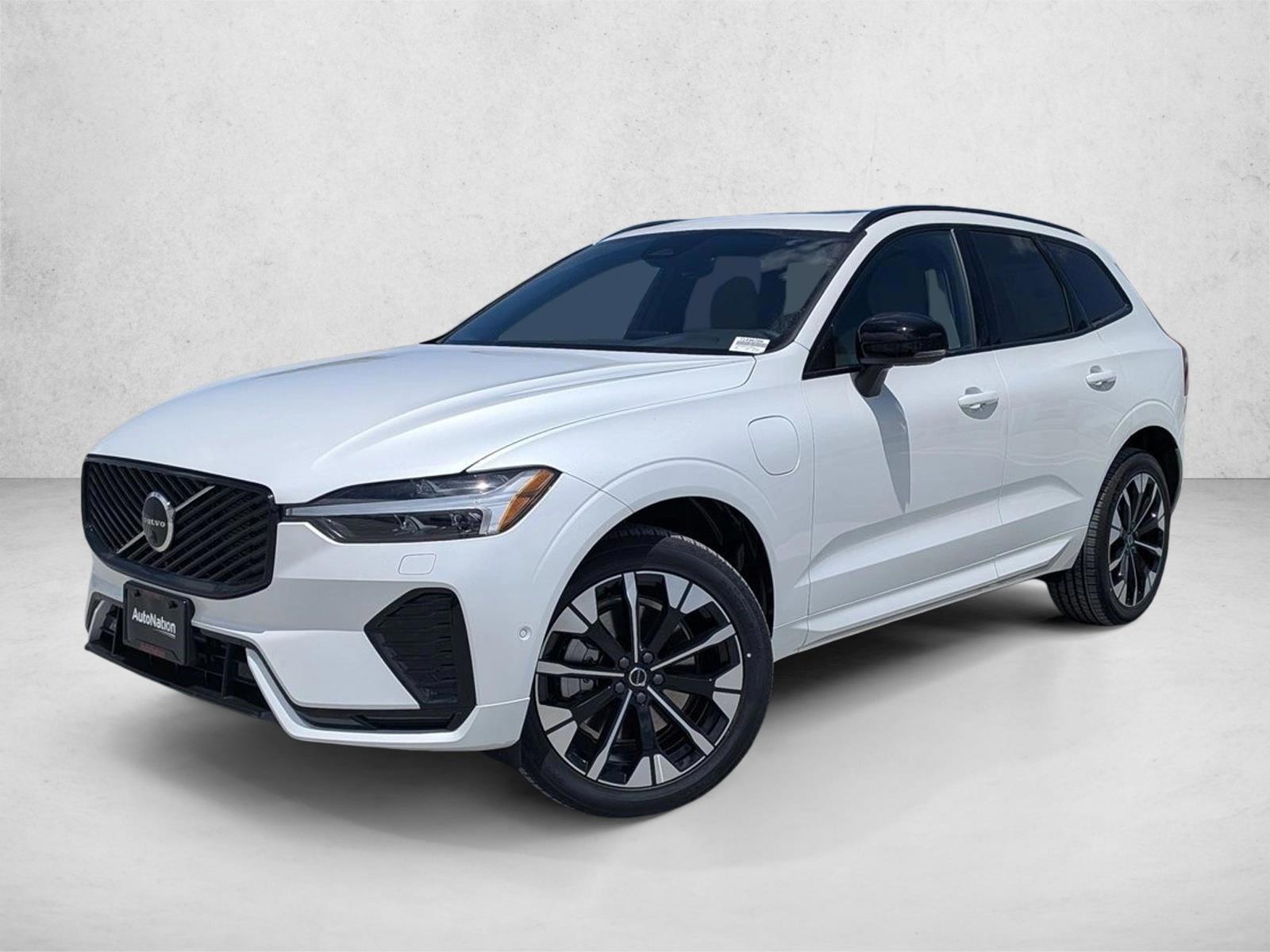 Thumbnail: 2026 Volvo XC60 - 1