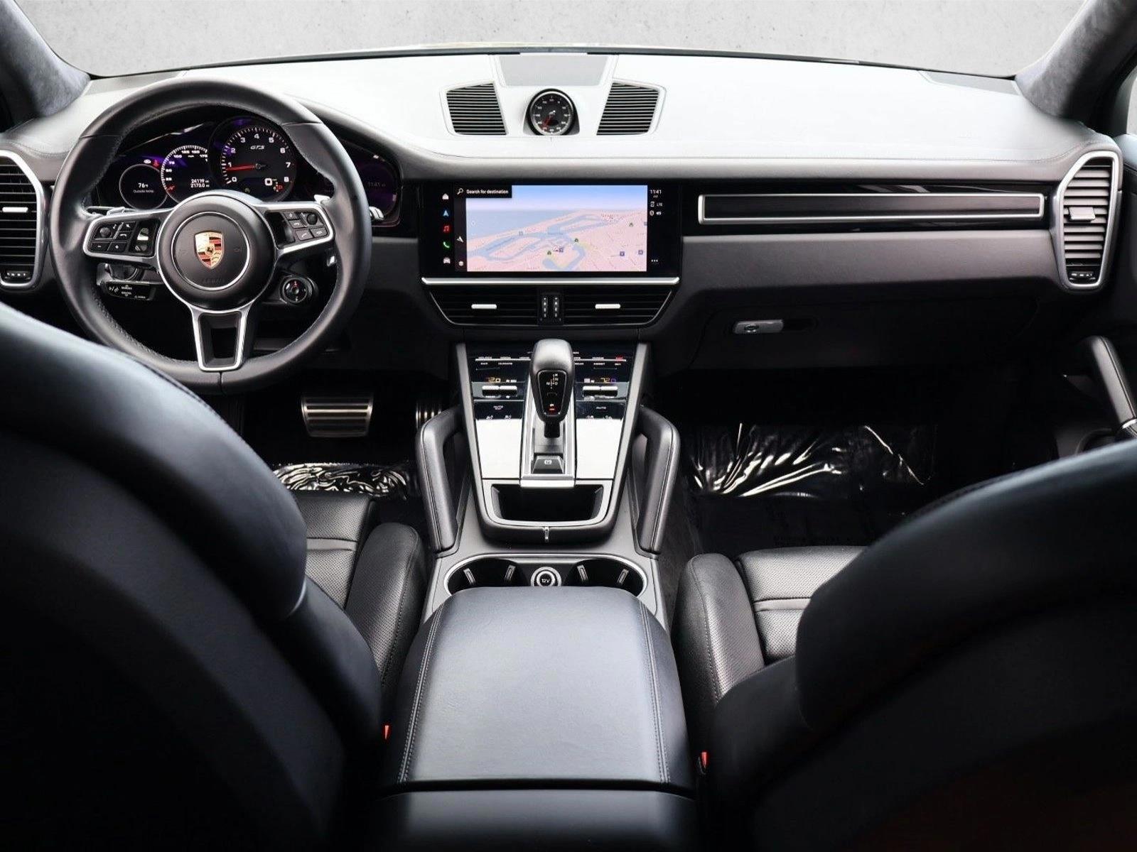 Thumbnail: 2023 Porsche Cayenne - 4