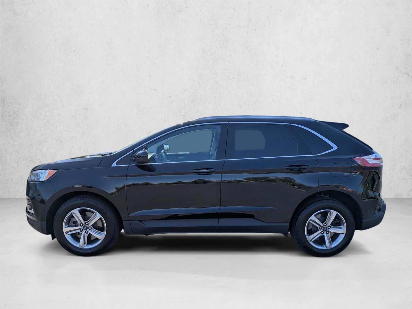 Thumbnail: 2022 Ford Edge - 2