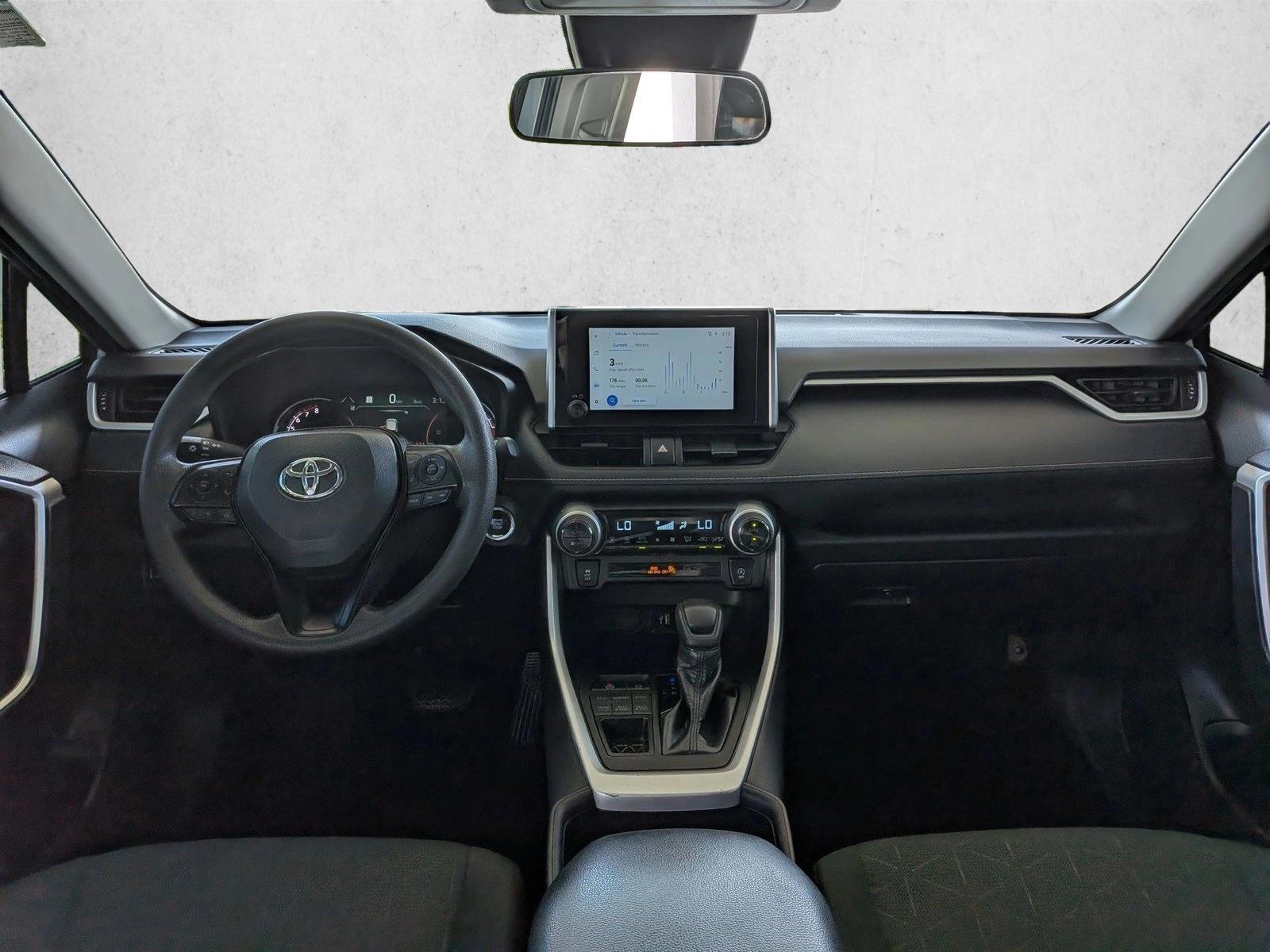 Thumbnail: 2025 Toyota RAV4 - 3